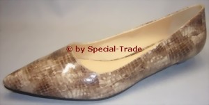 flat heeled court shoes boa imitation
