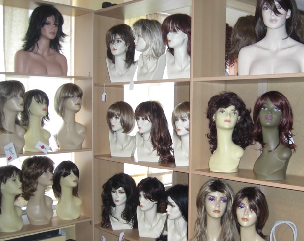 showroom-wigs
