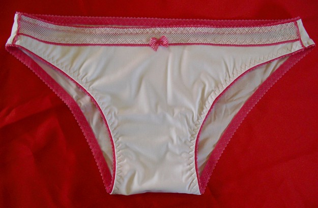 lingerie-lilly-slip.jpg