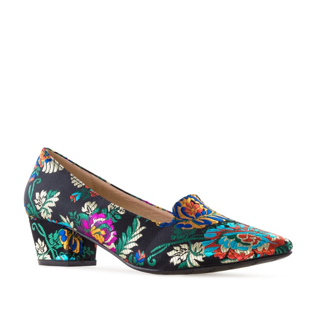 pumps-black-floral-2309.jpg