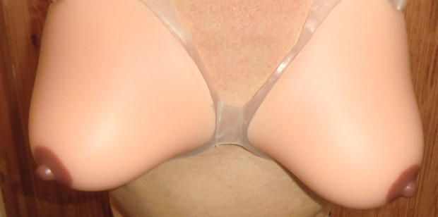 trans-bra-wide-2-620.jpg