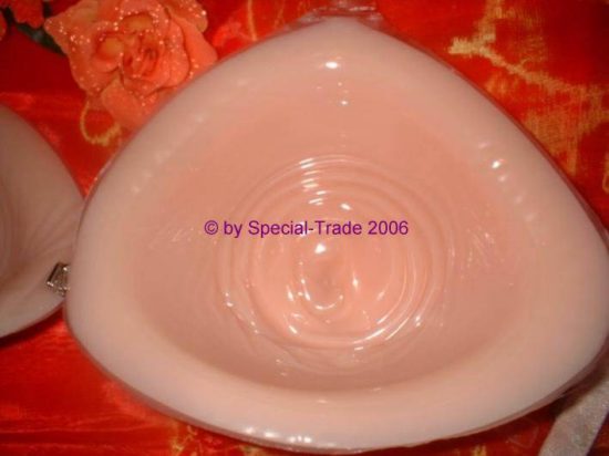 rear view of Trans-Bra Plus