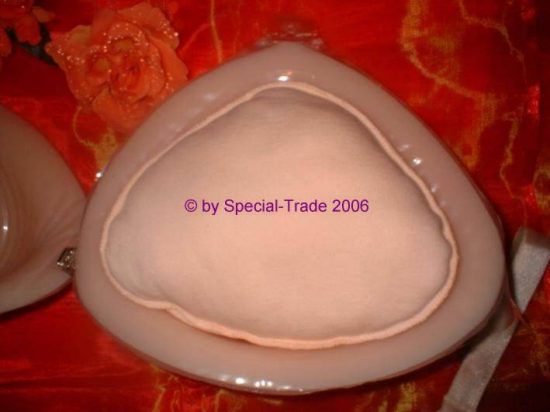 extra-light included fiber pillow in silicon breast bra